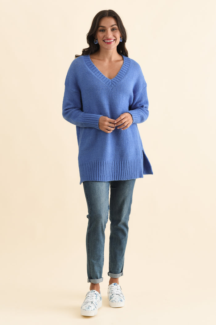 Brilla Blue V Neck Jumper,Brunette model,alt text|model:Brontie