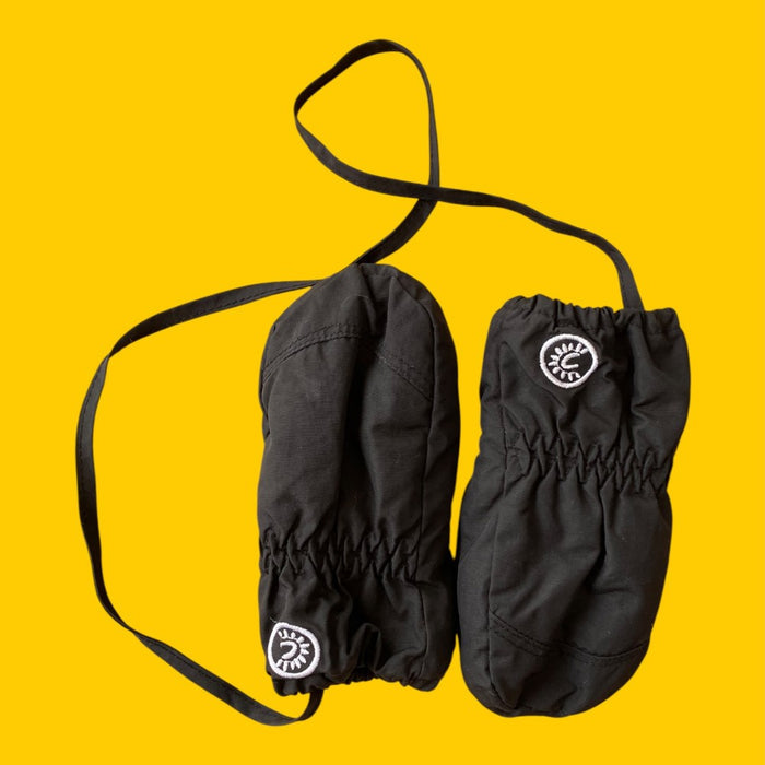 calikids Mitts on strings 12-24M
