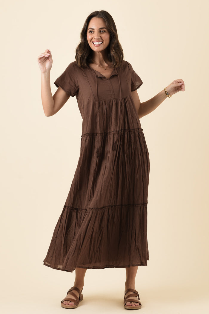 Nona Chocolate Crinkle Cotton Maxi Dress,Brunette model,alt text|model:MJ