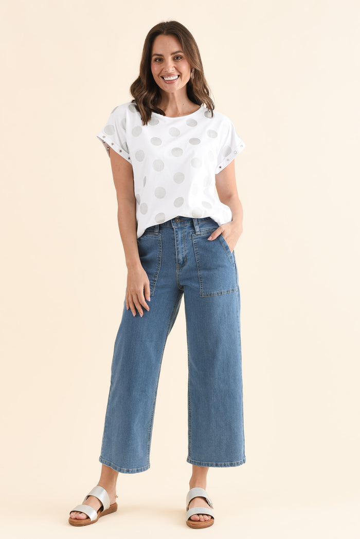 Sheridan Blue Denim Cropped Jeans,Full Body,Brunette model,alt text|model:MJ