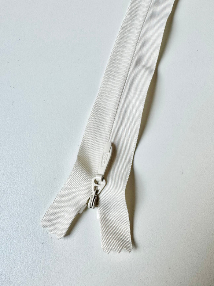 60cm/23.5inch YKK Wide Invisible Zip