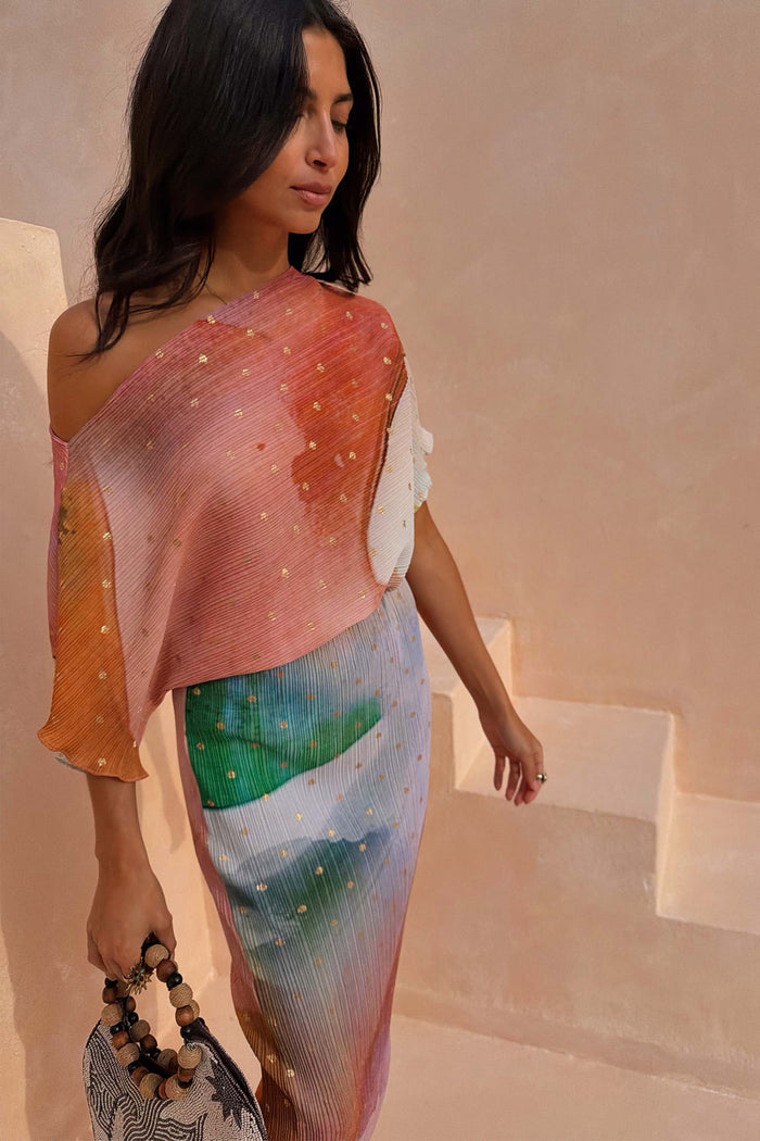Abstract Tilly Midaxi Dress in a pleated fabric with metallic gold flecks, featuring a colourful print and voluminous top.