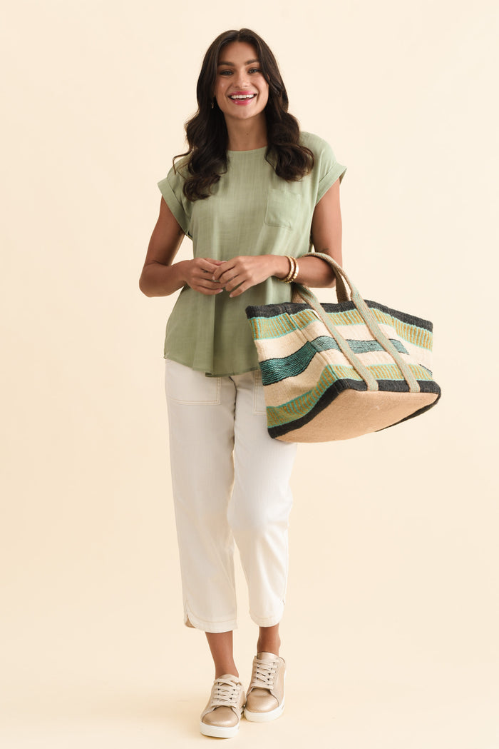 Aiden Sage Linen Blend Pocket Top,Brunette model,alt text|model:Brontie