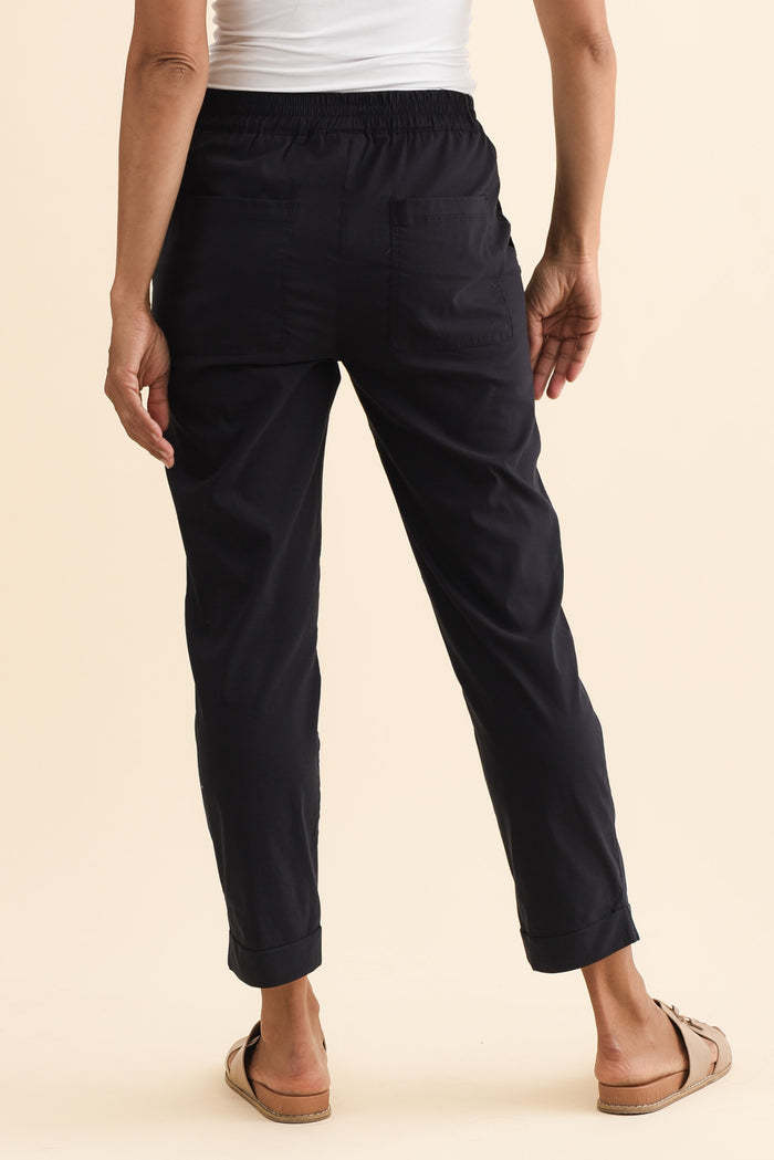 Air-Lite Navy Stretch Cropped Pants,Brunette model,alt text|model:Cara