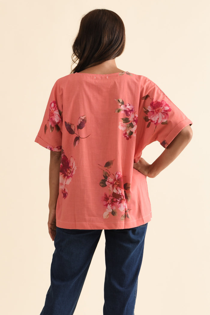 Aliya Orange Flower Cotton Top,Brunette model,alt text|model:Cara