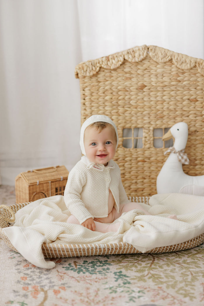 Baby Bonnet – Cream – Floral Star Knit