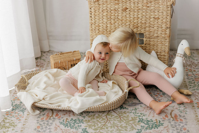 Baby Bonnet – Cream – Floral Star Knit