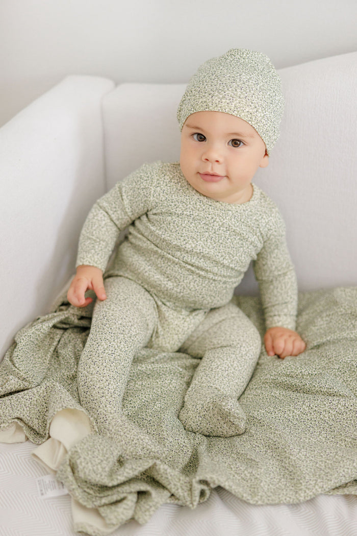 Baby Boy Footie & Hat – Ivory boy – Berry