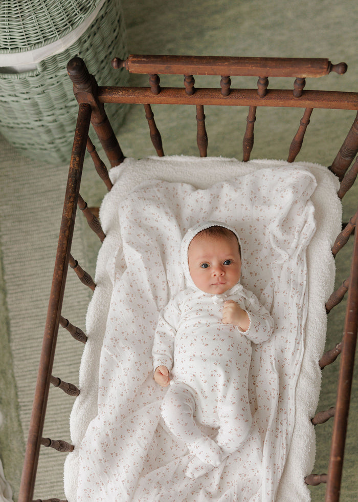 Baby Girl Deluxe Layette Set – Ivory Girl – Floral Leaf