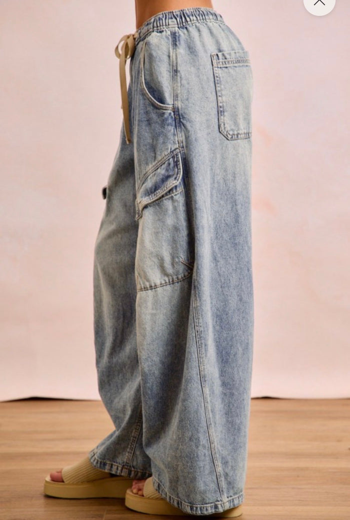 Baggy relaxed fit barrel jeans