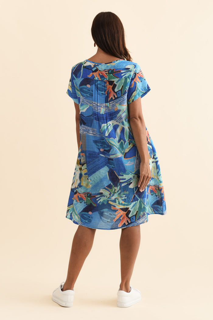 Barry Blue Coastal Cotton Button Dress,Brunette model,alt text|model:Cara