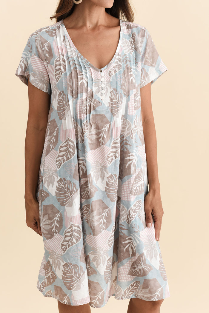 Barry Blue Leaf Cotton Button Dress,Brunette model,alt text|model:Cara