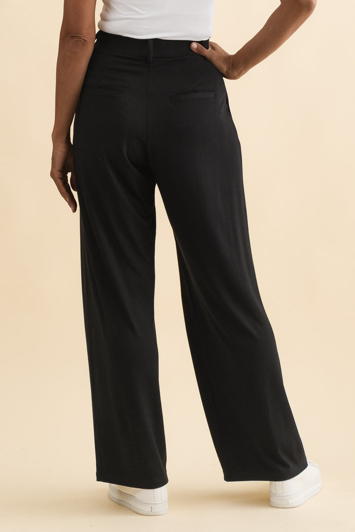 Billie Black Bamboo Wide Leg Pants,Brunette model,alt text|model:Cara