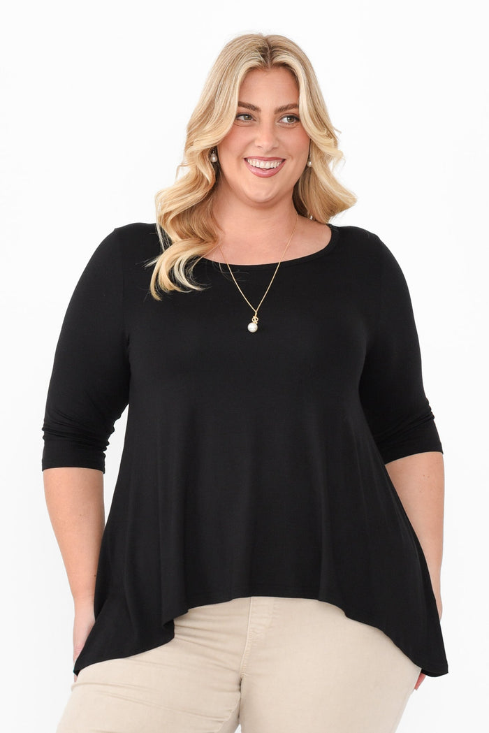 Black Bamboo Hi Lo Hem Top,Blonde model,plus-size,curve-basics,curve-tops,plus-size-sleeved-tops,plus-size-basic-tops,plus-size-work-edit,alt text|model:Caitlin