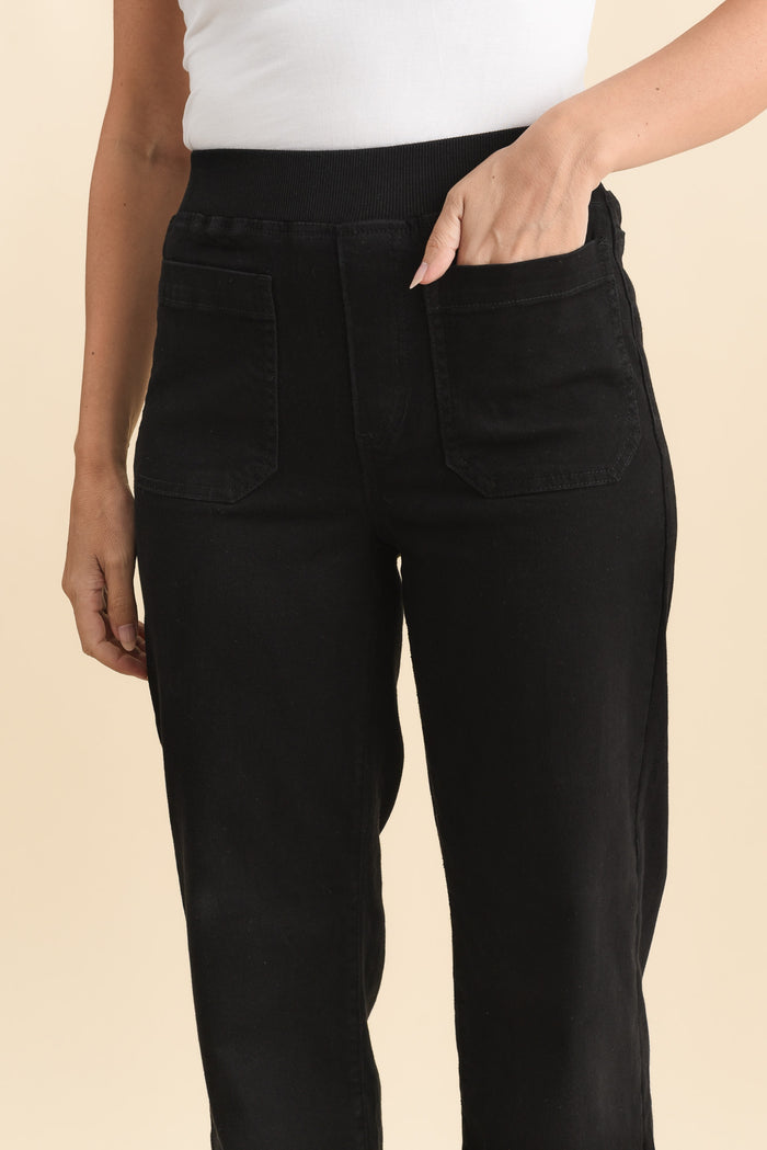 Carpenter Black Stretch Jeans,Brunette model,alt text|model:MJ