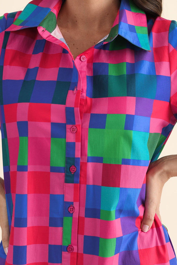 Claude Pink Gingham Cotton Poplin Dress,brunette model,Close up of outfit,alt text|model:MJ