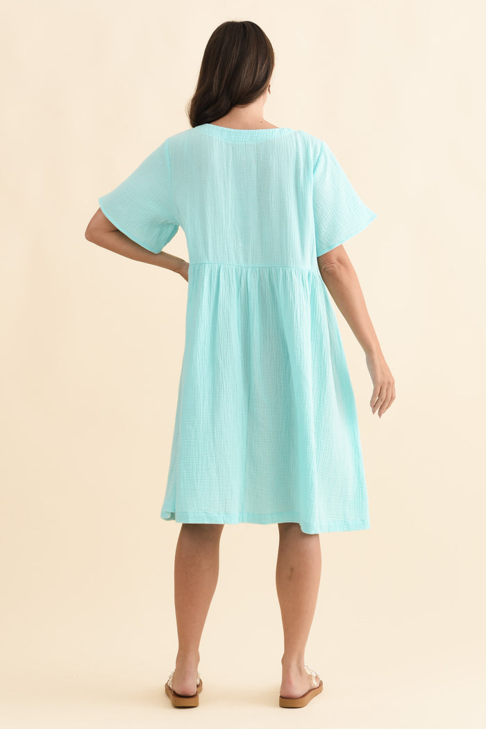 Cloud Gauze Light Blue Cotton Pocket Dress,Brunette model,alt text|model:MJ