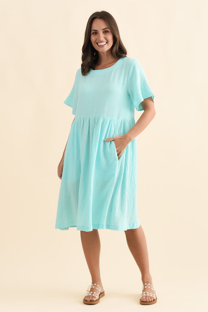Cloud Gauze Light Blue Cotton Pocket Dress,Brunette model,alt text|model:MJ