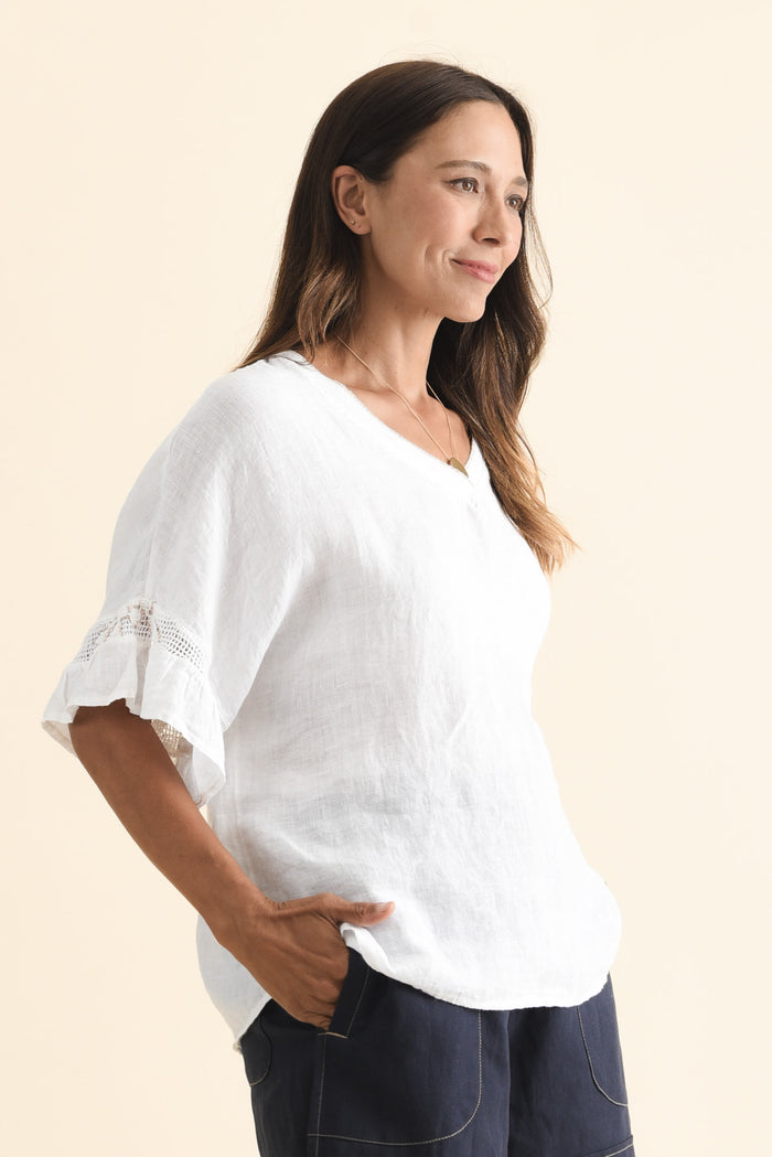 Corina White Linen V Neck Top,Brunette model,alt text|model:Cara