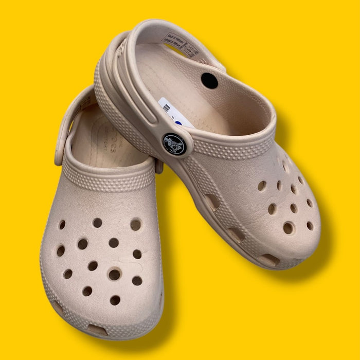 crocs 11.0