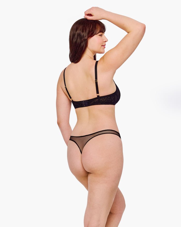 Black Bralette - Crisanta Curvy Bralette