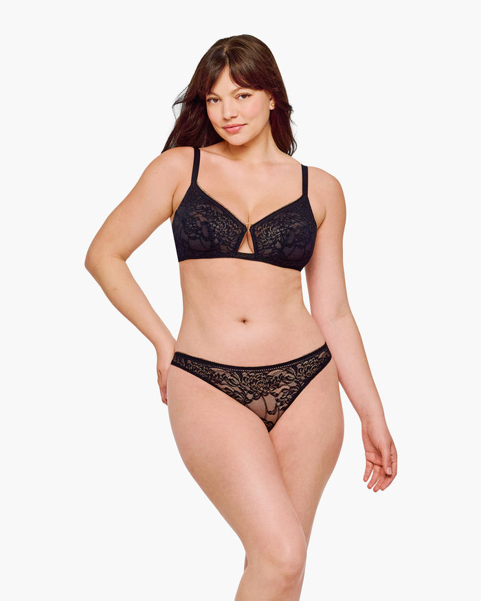 Noir Bralette - Crisanta Curvy Bralette