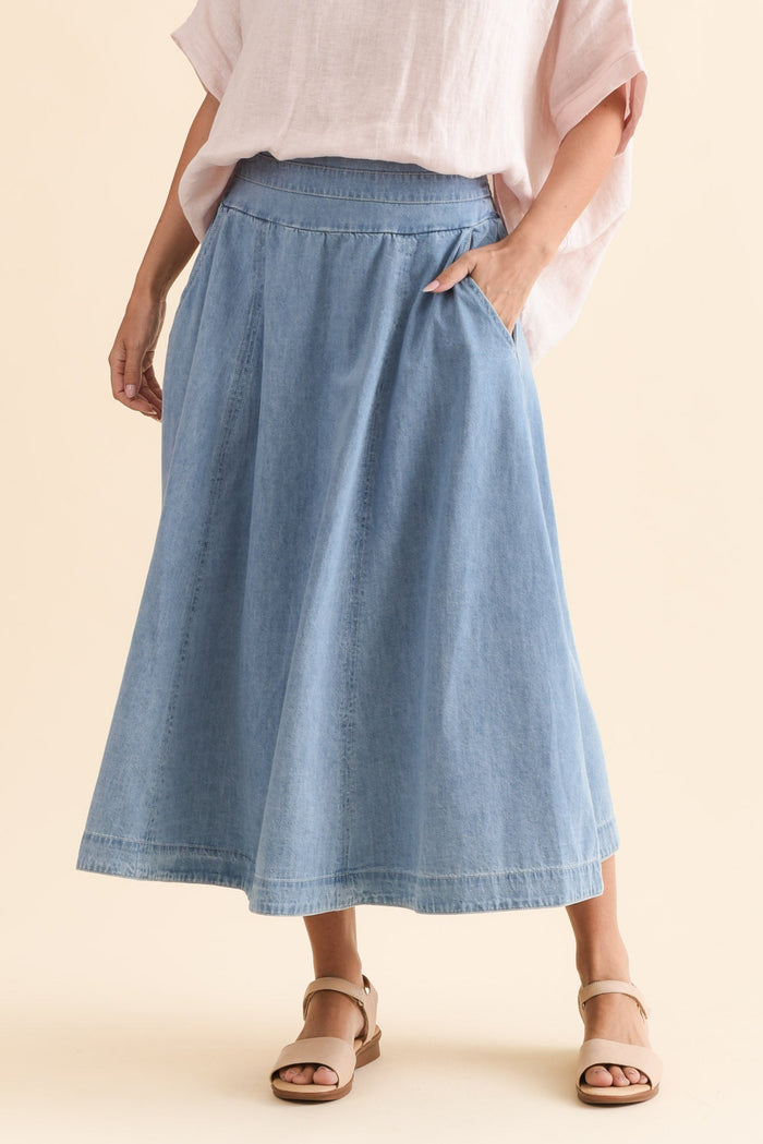Darcy Light Wash Denim Skirt,Brunette model,alt text|model:MJ