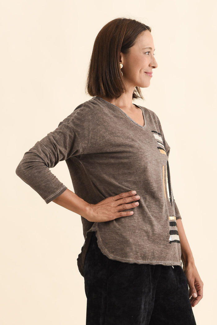 Devon Brown Brush Stroke Cotton Top,Brunette model,alt text|model:Cara
