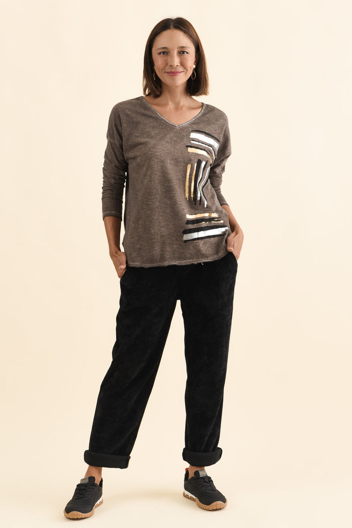 Devon Brown Brush Stroke Cotton Top,Brunette model,alt text|model:Cara
