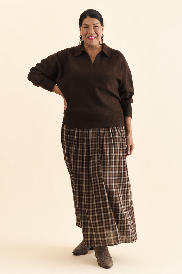 Coco Chocolate Check Cotton Skirt,Full Body,Brunette model,alt text|model:Pilita