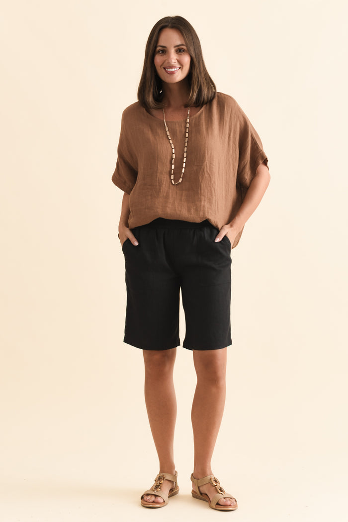 Elka Black Linen Relaxed Shorts,Brunette model,alt text|model:MJ