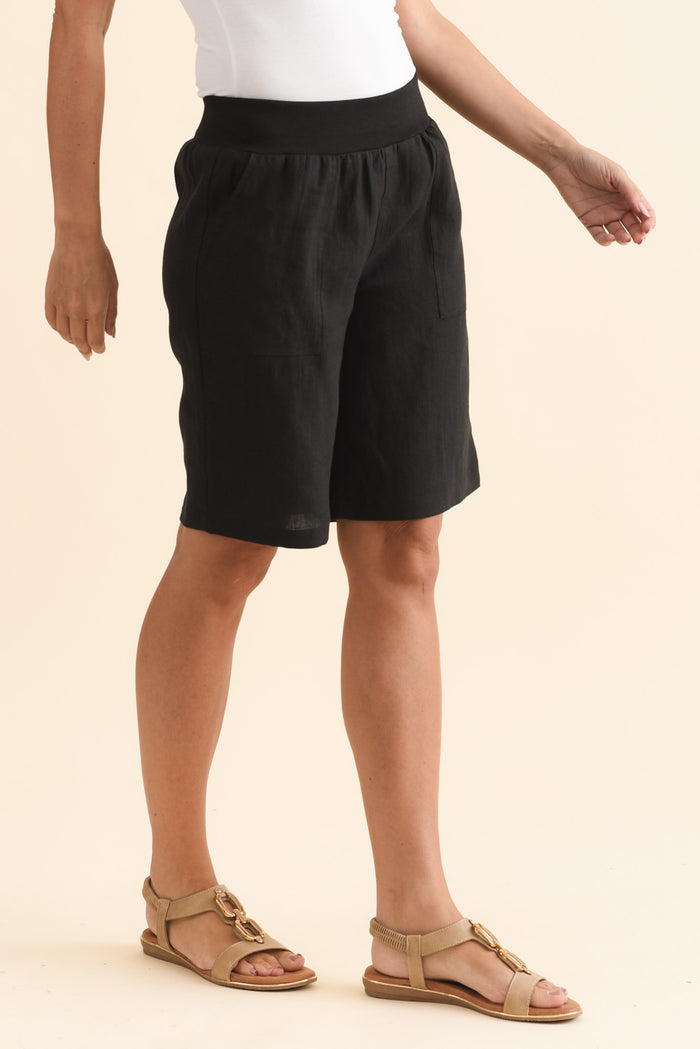 Elka Black Linen Relaxed Shorts,Brunette model,alt text|model:MJ