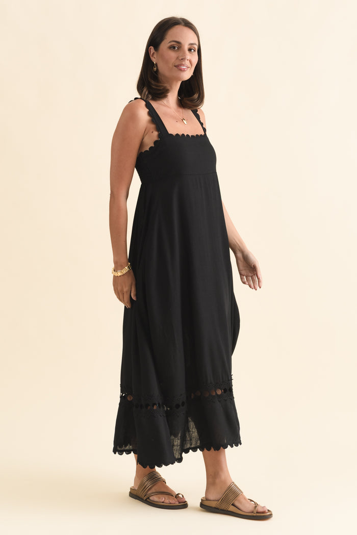 Falice Black Contrast Linen Blend Dress,Brunette model,alt text|model:MJ