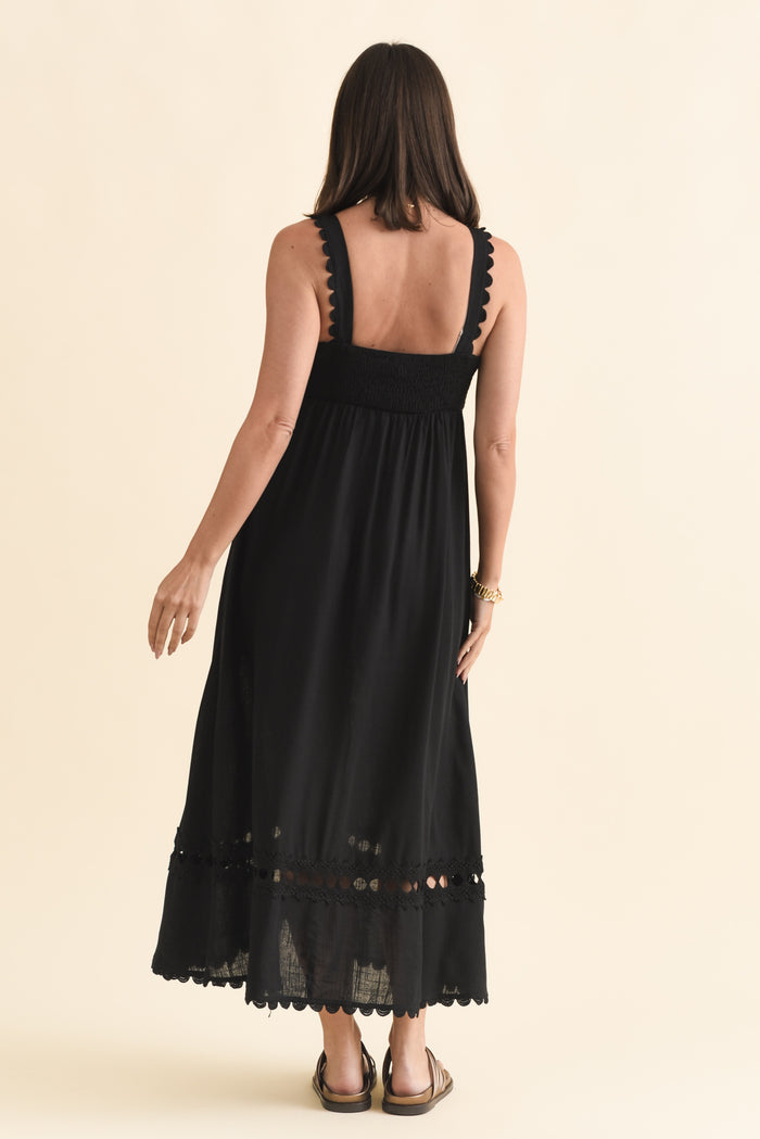 Falice Black Contrast Linen Blend Dress,Brunette model,alt text|model:MJ