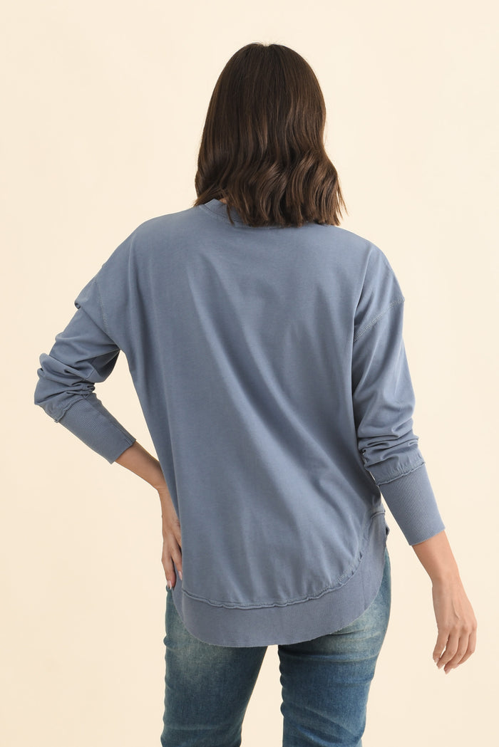 Farrah Blue Cotton Long Sleeve Top,Brunette model,alt text|model:MJ