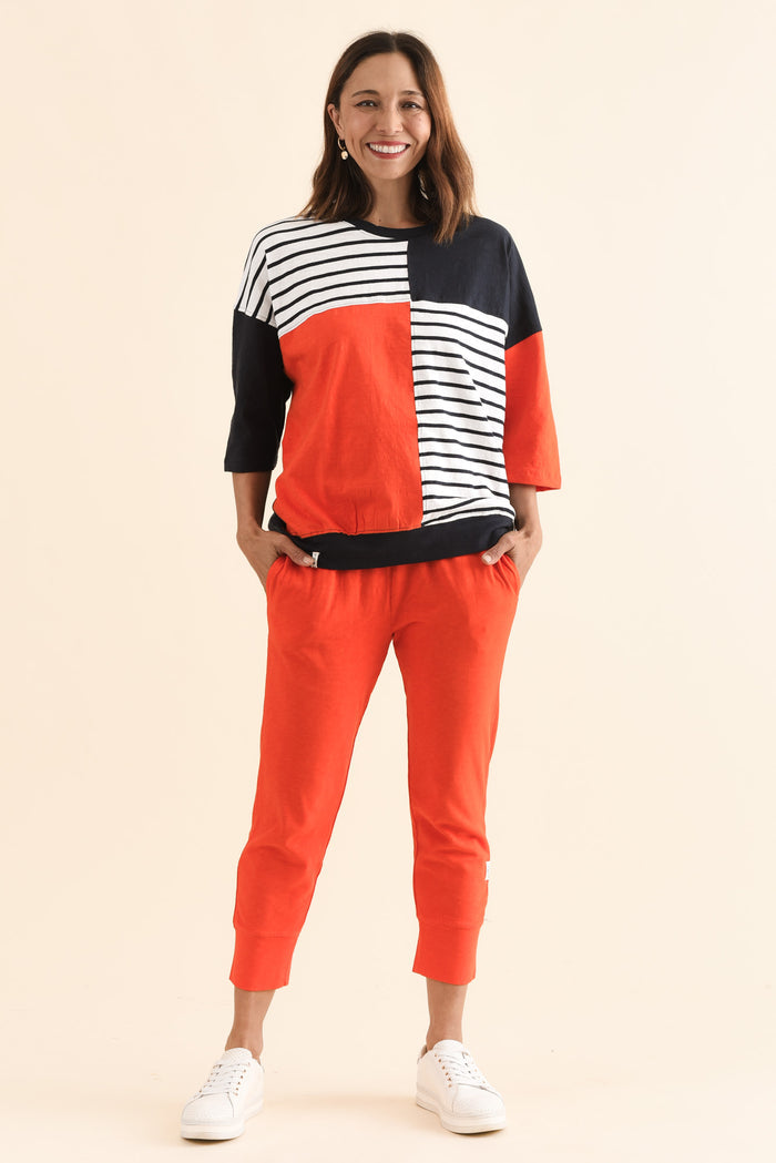 Fig Navy Contrast Cotton Sweat,Full Body,Brunette model,alt text|model:Cara