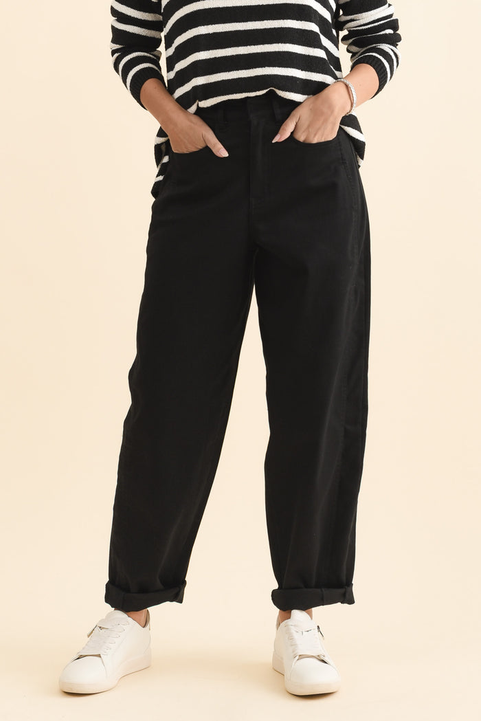 Garner Black Barrel Chino Pants,Brunette model,alt text|model:MJ