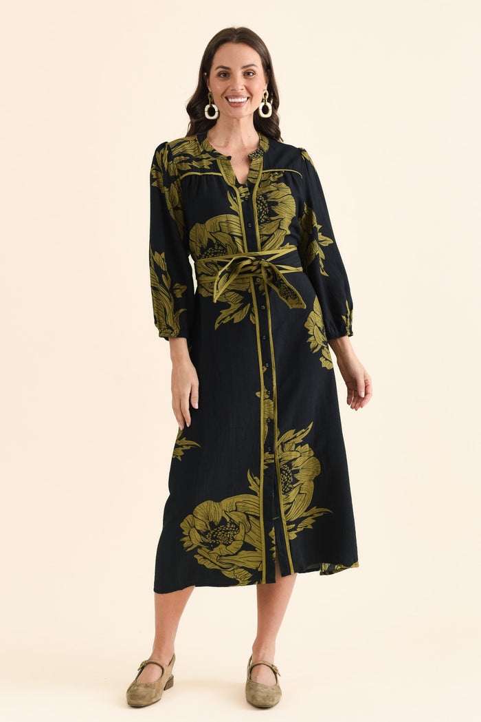 Georgia Navy Flower Tie Dress,brunette model,Full Outfit,alt text|model:MJ