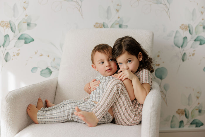 Girls Pajamas – Ivory Pink – Linear Leaf