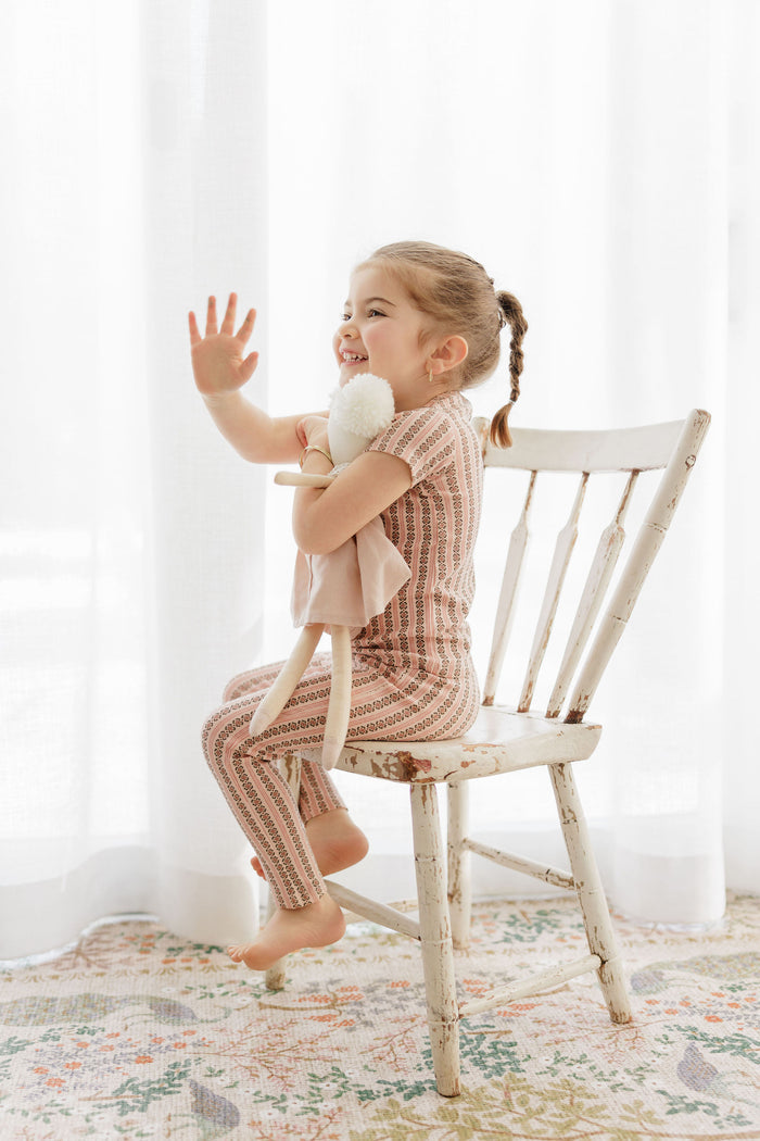 Girls Pajamas – Pink – Linear Leaf