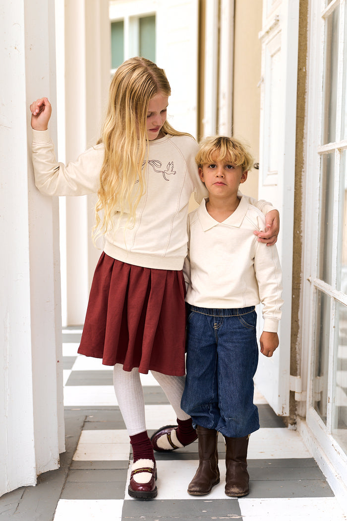 Girls Sweatshirt – Cream Burgundy – Bird Seam