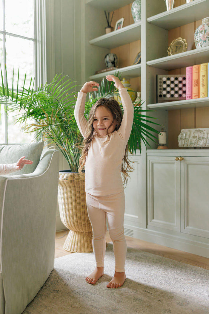 Girls Velour 2 Piece Set – Pink – Metallic Wreath