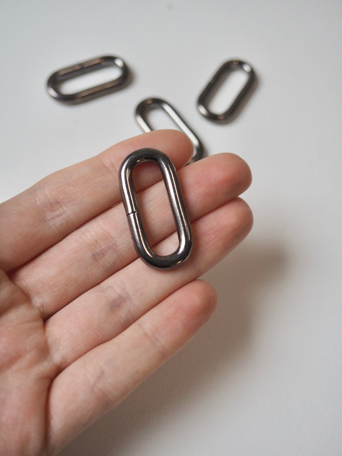 Gunmetal Oval Chunky Ring 25mm
