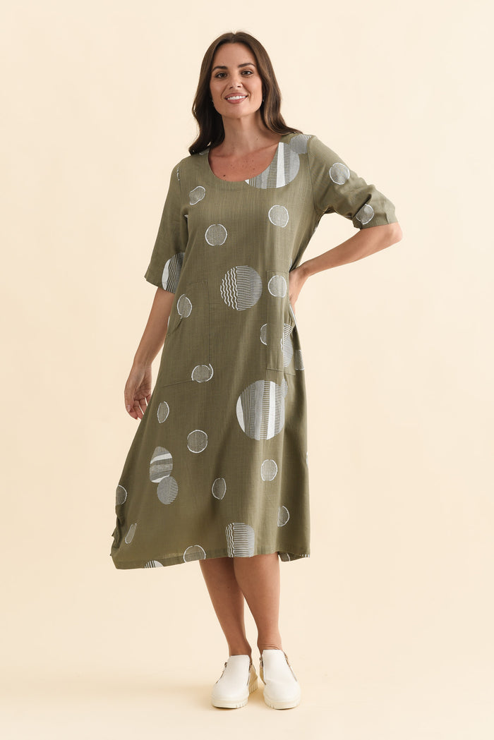Hailee Olive Spot Linen Cotton Dress,Brunette model,alt text|model:MJ