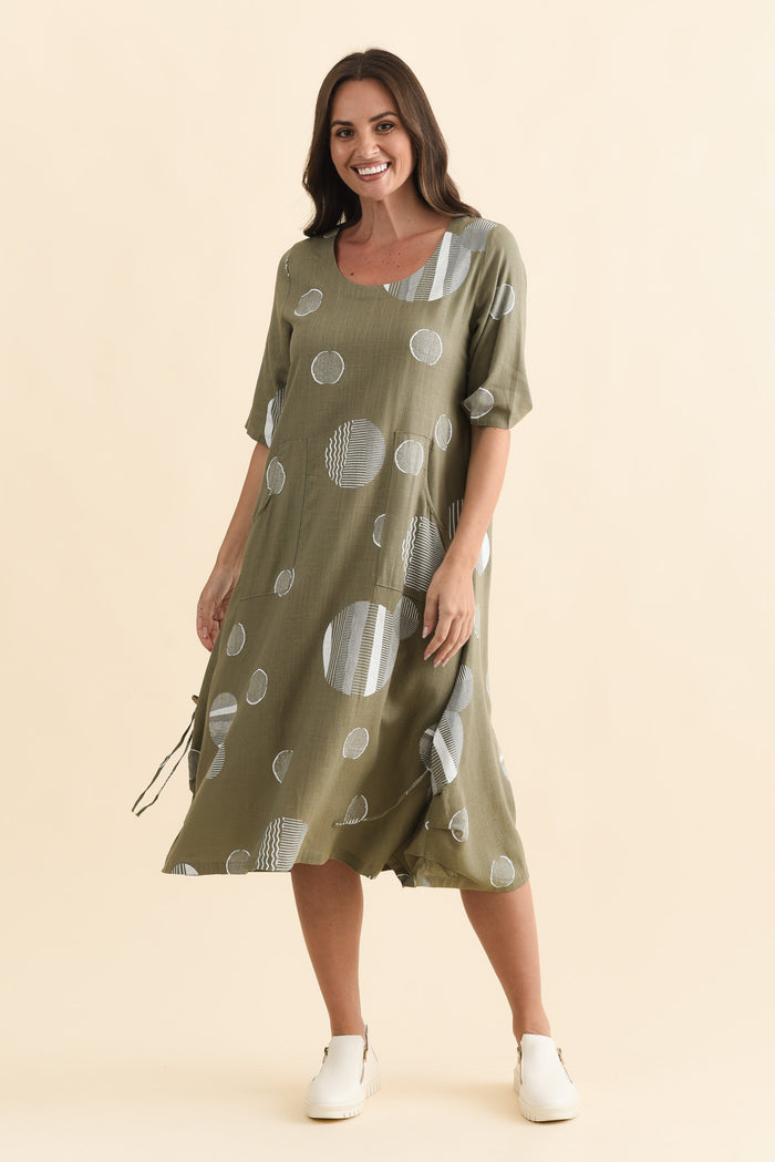 Hailee Olive Spot Linen Cotton Dress,Brunette model,alt text|model:MJ