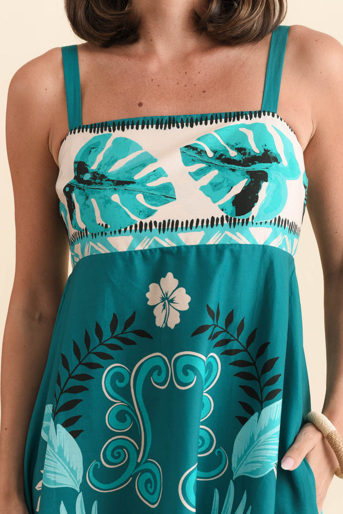 Haly Blue Tropical Cotton Poplin Dress,Brunette model,alt text|model:MJ