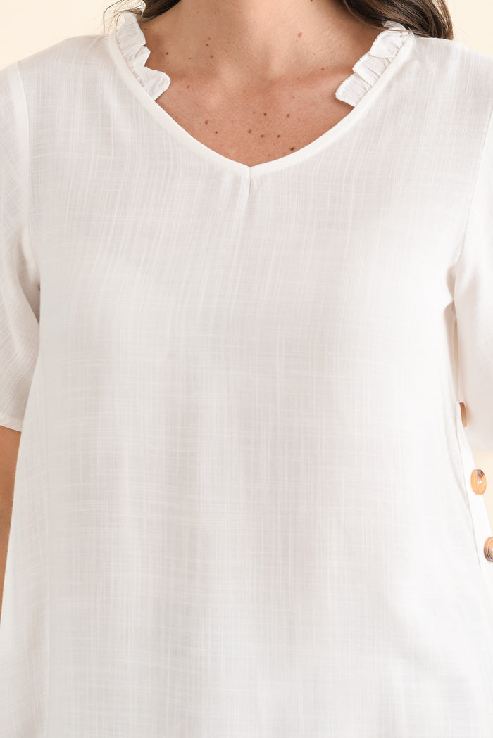 Hina White Frill Collar Top,brunette model,Close up of outfit,alt text|model:MJ