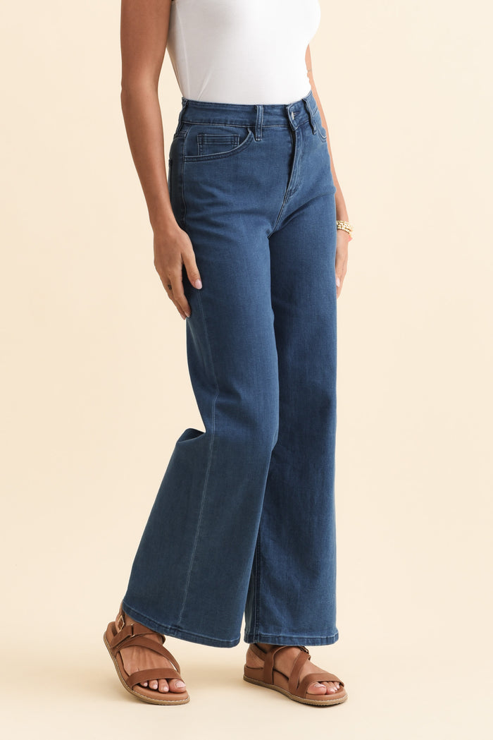 Imogen Blue Straight Leg Jeans,Brunette model,alt text|model:Brontie