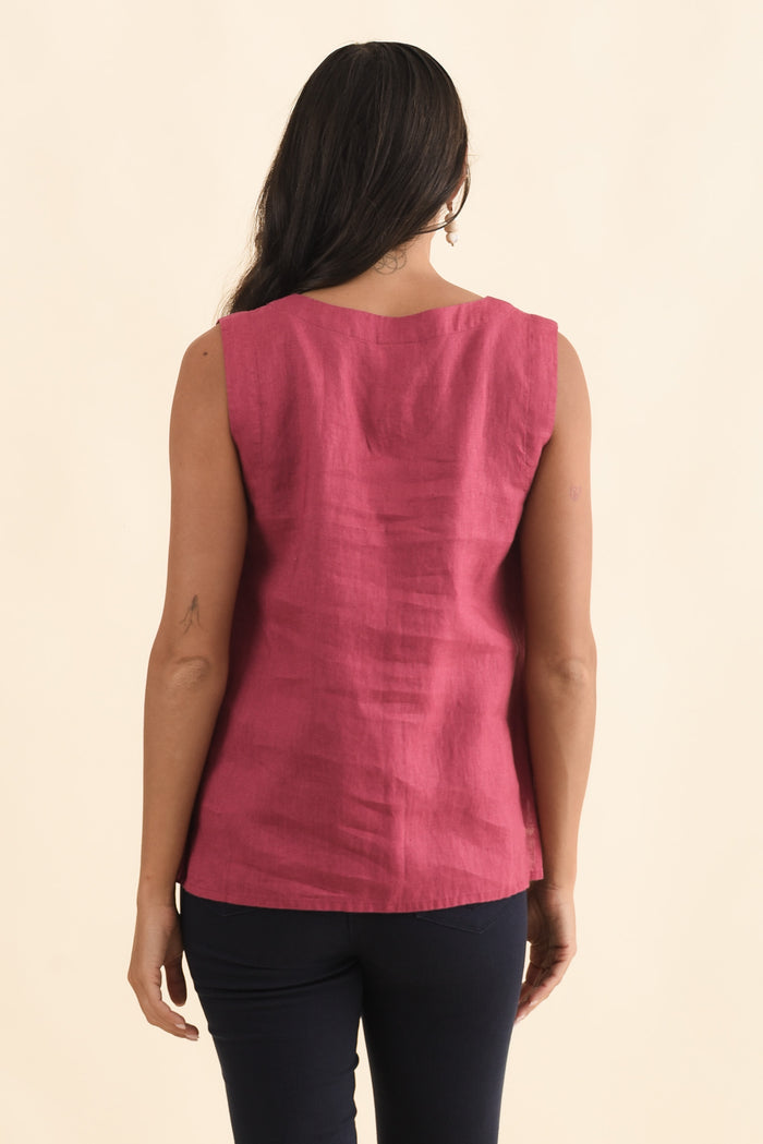 Inez Pink Linen Tank,Brunette model,alt text|model:Brontie