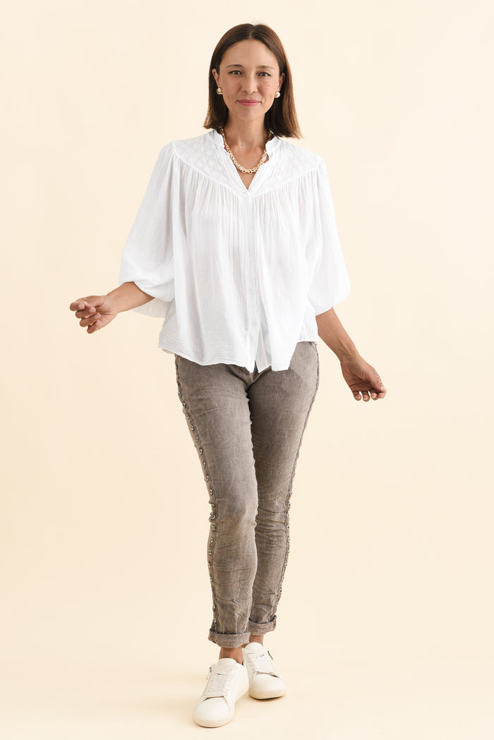 Jaya Mocha Drawstring Pants,Brunette model,alt text|model:Cara